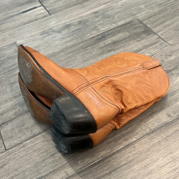 Durango Women's Heeled Boots in Rich Brown - Picture 5 of 15